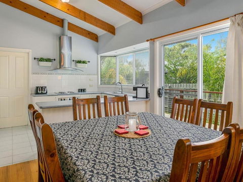 Red Rocks Villa - Hervey Bay Accommodation 6