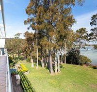 Unit 1 44 Danalene Pde fantastic waterfront property with air con - Tourism Hervey Bay