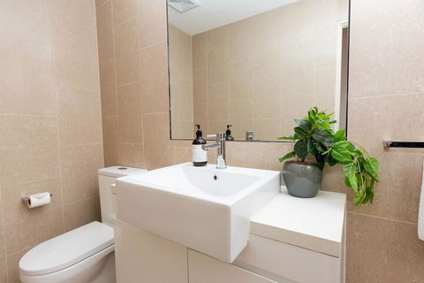 Enjoy Penthouse Living In The CBD - Tourism Hervey Bay 3