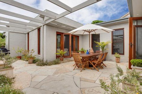 SantAnna - Hervey Bay Accommodation 2