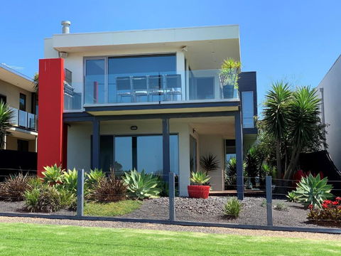 2 At 2 The Esplanade Ventnor - Hervey Bay Accommodation 3