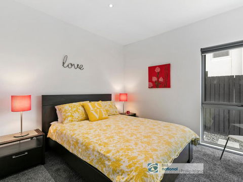 2 At 2 The Esplanade Ventnor - Hervey Bay Accommodation 2