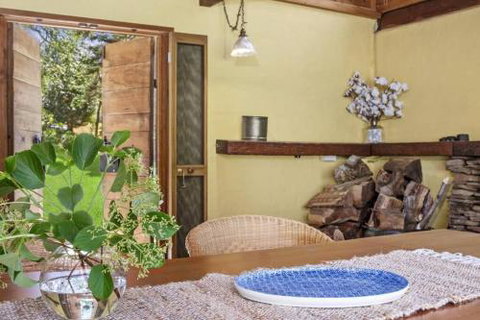 Jalscene - Hervey Bay Accommodation 1