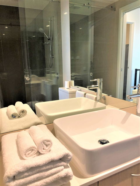 ReadySet Apartments On Spencer West - Tourism Hervey Bay 2