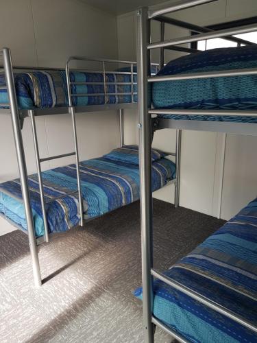 Huon Flash Packers - Hervey Bay Accommodation 2
