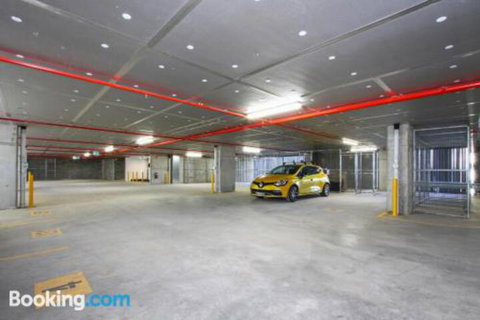 Cozy Homely Apartment CBR Central - Hervey Bay Accommodation 0