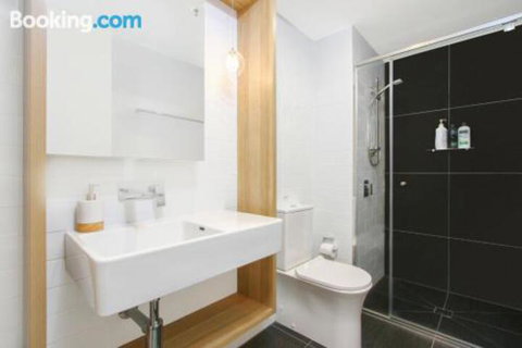 Cozy Homely Apartment CBR Central - Hervey Bay Accommodation 6