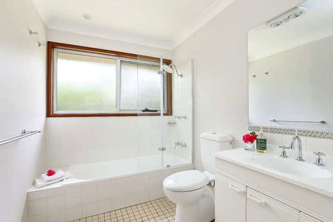 Mountain Den - Tourism Hervey Bay 1