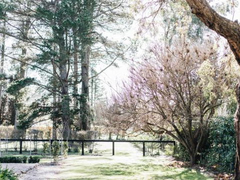 KIRRIEMUIR Burradoo Southern Highlands 4pm Check Out Sunday - Hervey Bay Accommodation 1