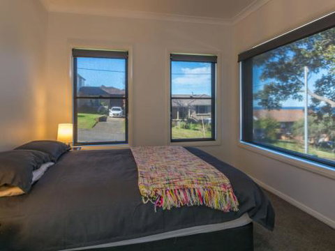 COASTLINE Boat Harbour Gerringong 4pm Check Out Sundays - Hervey Bay Accommodation 1