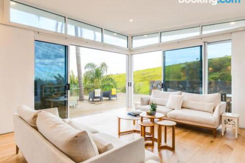 BLUE WATERS Gerringong 4pm Check Out Sundays - Hervey Bay Accommodation 1