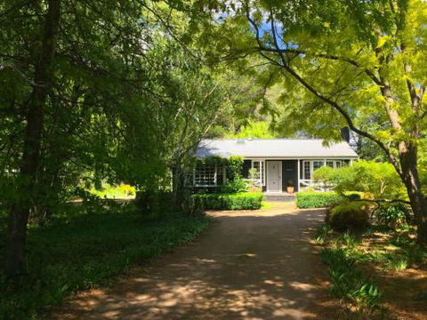 Mirriyindi Unique Berrima Escape For 7 In The Southern Highlands 4pm Check Out Sundays - Hervey Bay Accommodation 0