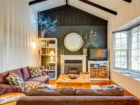 Mirriyindi Unique Berrima Escape For 7 In The Southern Highlands 4pm Check Out Sundays - Hervey Bay Accommodation 2