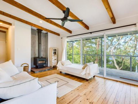 Newtown At The Beach 4pm Check Out Sundays - Hervey Bay Accommodation 5