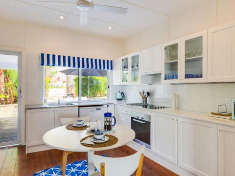 Nautilus At Hyams 4pm Check Out Sundays - Tourism Hervey Bay 2