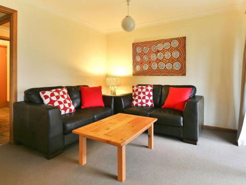 Take Time At Hyams Beach 4pm Check Out Sundays - Hervey Bay Accommodation 6