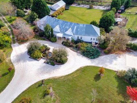 Wembley House Southern Highlands With 4pm Check Out Sunday - Tourism Hervey Bay 1