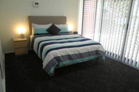 Almonta Apartments On The Water Front - Tourism Hervey Bay 3
