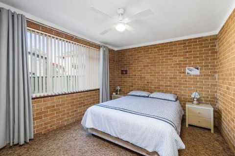 6 Of 12 To 14 Crisallen Street Port Macquarie - Hervey Bay Accommodation 4