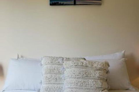 Rockpool Cottage - Tourism Hervey Bay 1