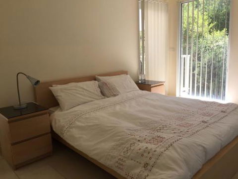 The White House Sandy Point - Hervey Bay Accommodation 6