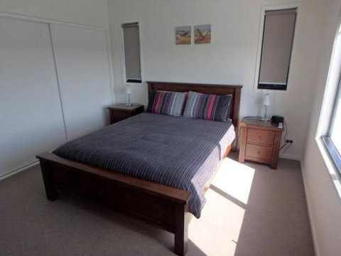 37 Oceanview Parade Sandy Point - Hervey Bay Accommodation 1