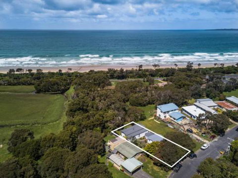 Rosella Cottage Waratah Bay - Hervey Bay Accommodation 4