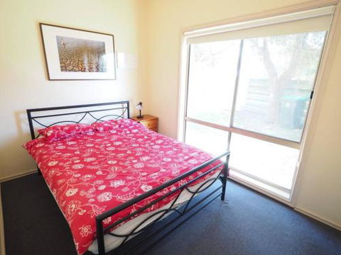 Sunset Deck Beach House Sandy Point - Hervey Bay Accommodation 5
