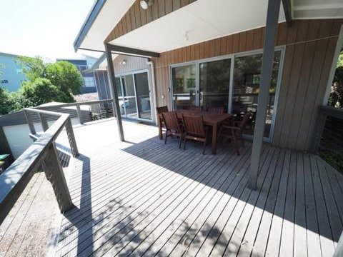 Sleepy Hollow Sandy Point - Hervey Bay Accommodation 0