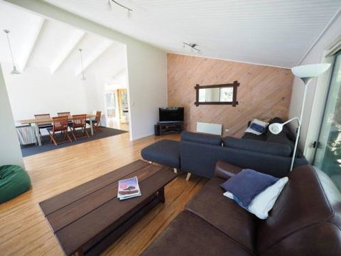 Sleepy Hollow Sandy Point - Hervey Bay Accommodation 4