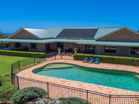 GULL HOUSE Kiama 4pm Check Out Sundays - Hervey Bay Accommodation 0