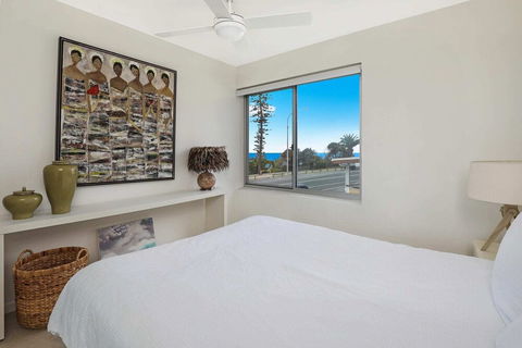 SPECTACULAR OCEAN FRONT Sounion6 - Tourism Hervey Bay 6