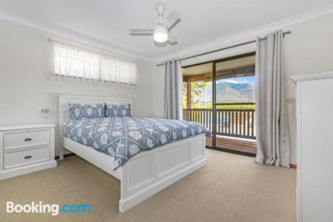 Stingray Shores Your Riverside Escape - Hervey Bay Accommodation 0