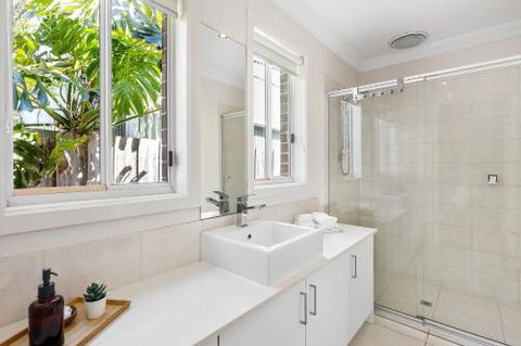 Rosebud Seaside Accommodation - Tourism Hervey Bay 1