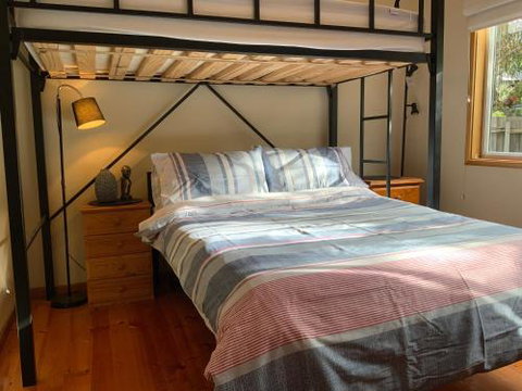 Anglesea Holiday House - Tourism Hervey Bay 5