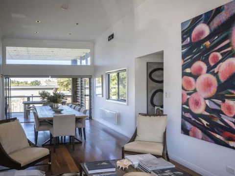 ARALUEN HOUSE Werri Beach 4pm Check Out Sundays - Tourism Hervey Bay 3