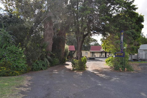 Bungalow Motel - Hervey Bay Accommodation 2