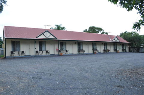 Bungalow Motel - Hervey Bay Accommodation 5