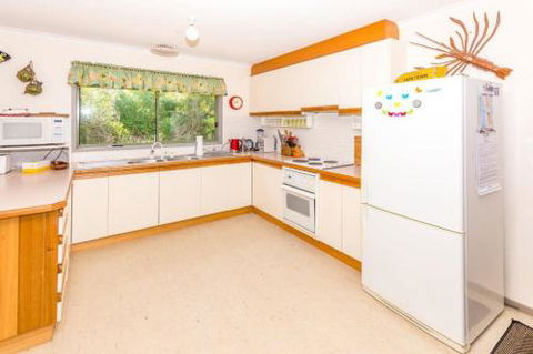 Sixteen Ash Ave Sandy Point - Tourism Hervey Bay 3