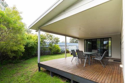 34 Ash Avenue Sandy Point - Hervey Bay Accommodation 4