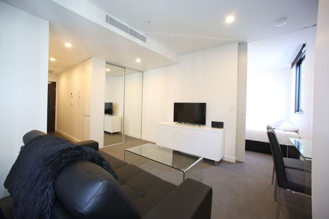 Arena On The Beach - Hervey Bay Accommodation 4