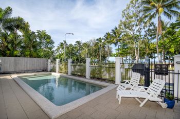 Oceansprey Beachfront Apartments - Tourism Hervey Bay 1