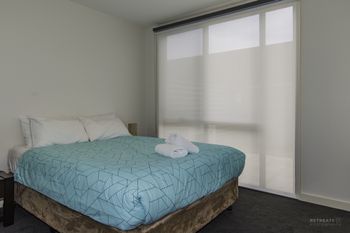 Stylish 3 Bedroom Condo - Tourism Hervey Bay 4