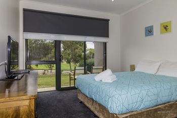 Stylish 3 Bedroom Condo - Tourism Hervey Bay 6