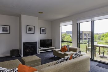 Stylish 3 Bedroom Condo - Tourism Hervey Bay 1