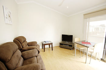 Geelong Riverview Tourist Park - Hervey Bay Accommodation 1