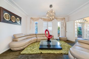 Spacious 4 Bedroom House The Hill - Tourism Hervey Bay 5