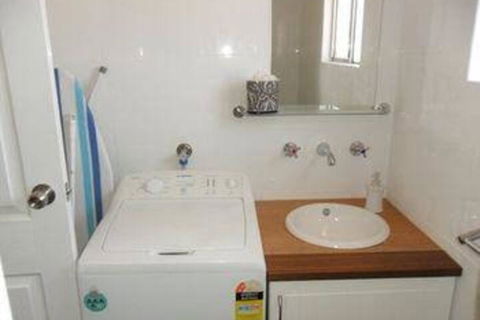 The Pickers Hut - Hervey Bay Accommodation 1