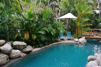 Coral Apartments Latitude 16 - Tourism Hervey Bay 1