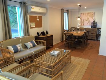 Quiet Rural Retreat With Spa - Hervey Bay Accommodation 6